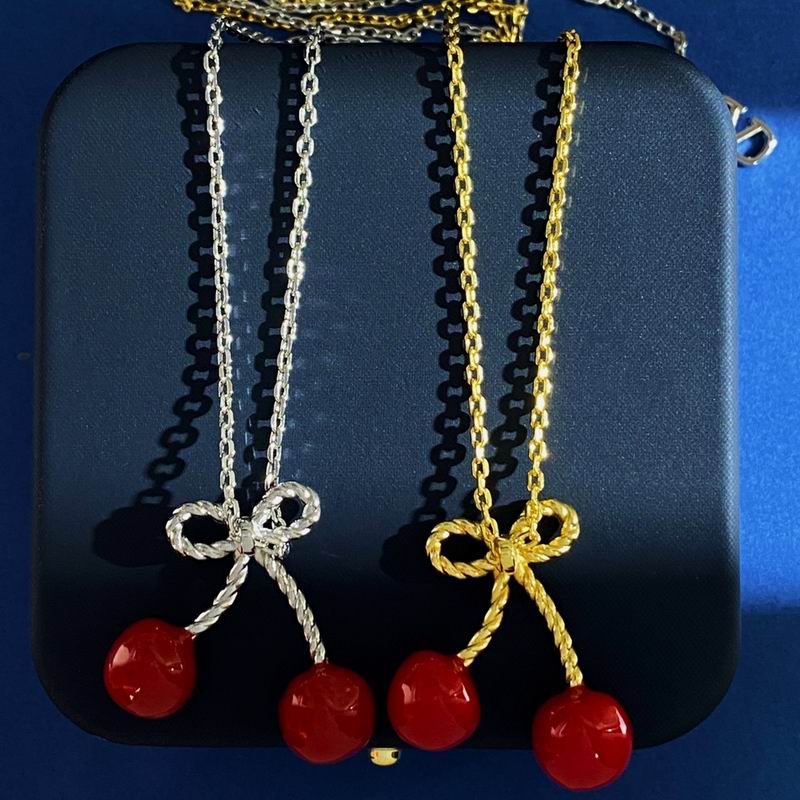 Valentino necklace 03yxh60
